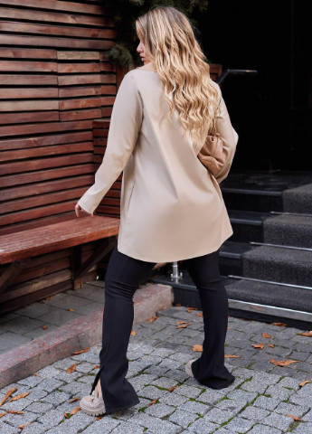 Темно-бежева женская куртка ко кожа люкс бежевого цвета р.48/52 375835 New Trend