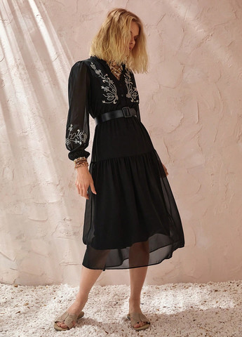 Чорна кежуал сукня з спідницею-сонце, сукня-сорочка SHEIN однотонна