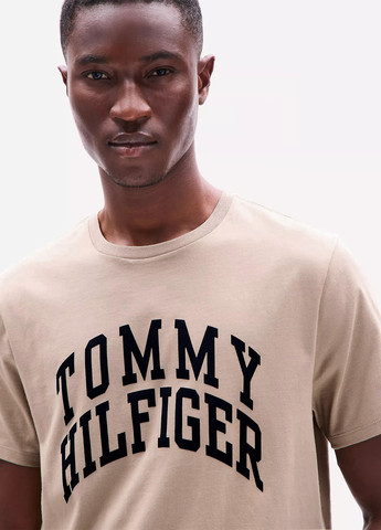 Бежева футболка Tommy Hilfiger