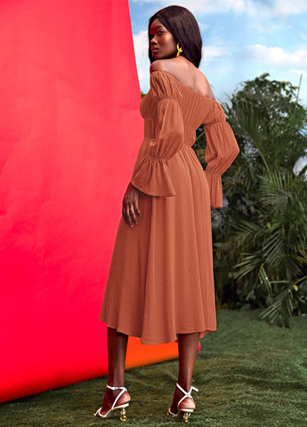 Коричневое кэжуал платье с открытыми плечами, клеш SHEIN однотонное