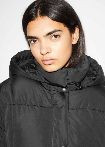 Чорна демісезонна куртка куртка-пальто C&A