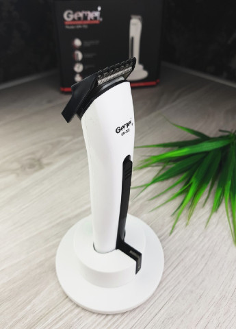 Машинка для стрижки волос с подставкой GM 725 VTech (253131627)