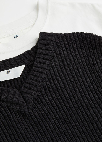 Черно-белый демисезонный комплект (футболка, жилет) H&M