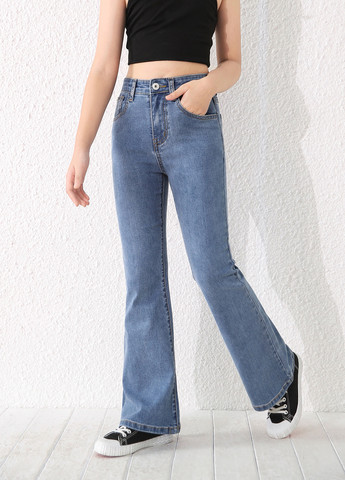 Синие демисезонные клеш фит джинсы SHEIN