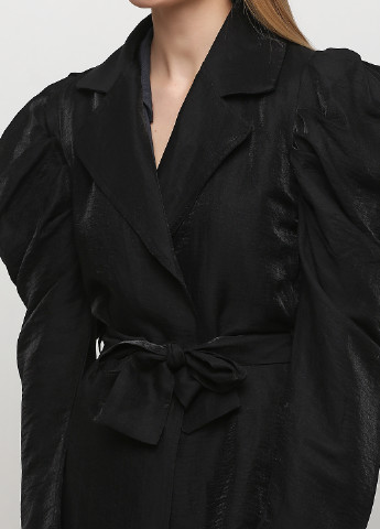 Черная демисезонная блуза Mona More