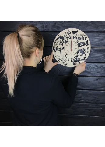 Дерев`яний годинник на стіну із зображенням Сибірського Хаскі 7Arts (253567900)