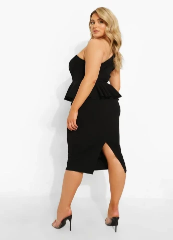 Темно-синя коктейльна плаття, сукня Boohoo однотонна