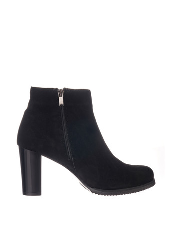 Осенние ботинки AURA без декора из натуральной замши