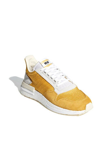 Желтые всесезонные кроссовки adidas ZX 500