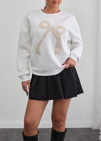 Белый свитшот SHEIN рисунок аппликация, вышивка (337833802)