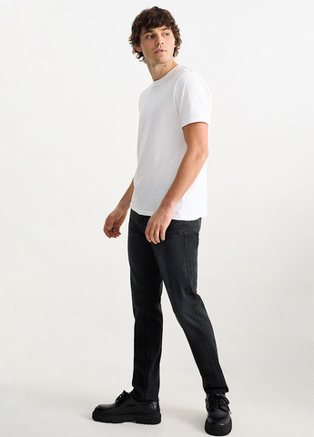 Черные демисезонные зауженные джинсы C&A