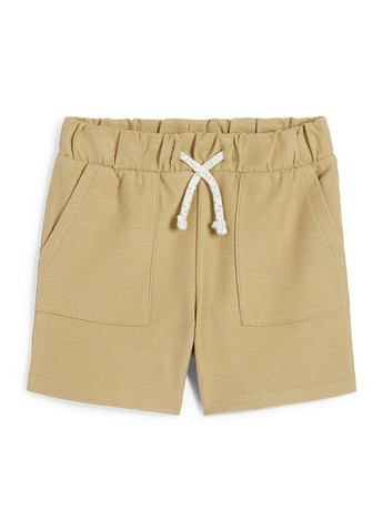 Комбінований літній костюм (футболка, шорти, панама) з шортами C&A