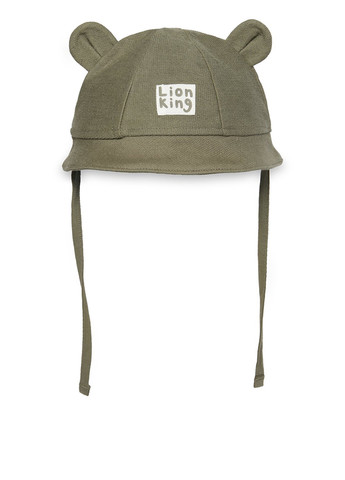 Комбінований літній костюм (футболка, шорти, панама) з шортами C&A