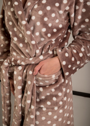 Жіночий світлий халатик з каптуром і кишенями V.O.G. (256015165)