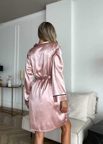 Пудровий демісезонний комплект (топ, халат, шорти) NOVA VEGA