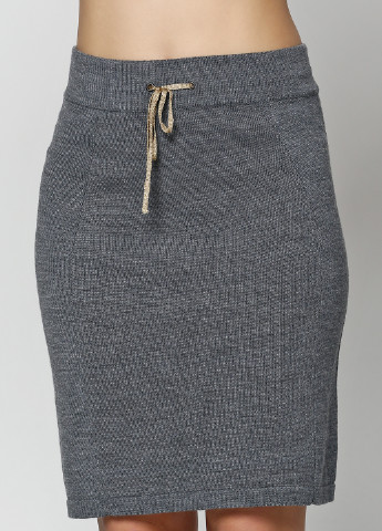 Серая кэжуал однотонная юбка Olsen карандаш
