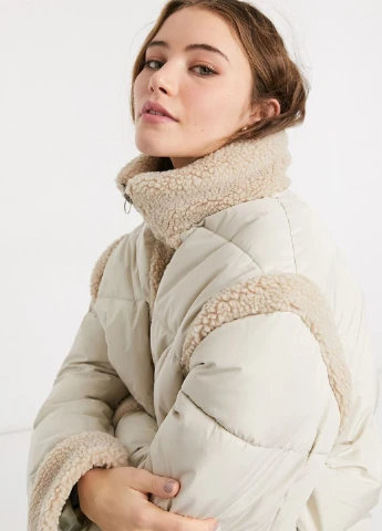 Світло-бежева демісезонна куртка Asos