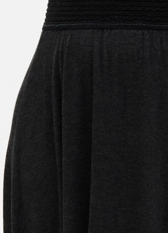 Темно-серая кэжуал однотонная юбка Made in Italy клешированная