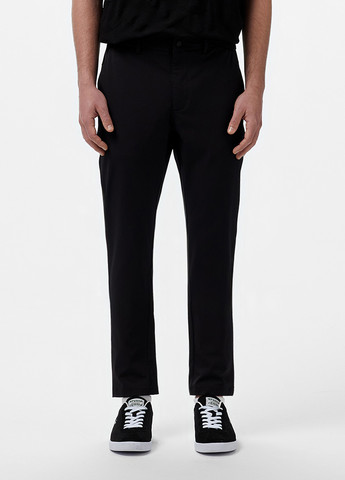 Черные кэжуал демисезонные зауженные брюки Lacoste