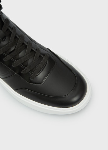 Черные демисезонные кроссовки Calvin Klein