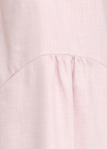 Светло-розовое кэжуал платье L'hotse однотонное