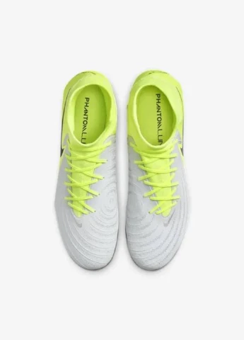 Цветные футбольные бутсы fd6725-003 Nike