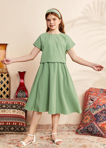 Светло-зеленый летний костюм (блуза, юбка) SHEIN