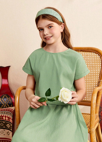 Светло-зеленый летний костюм (блуза, юбка) SHEIN