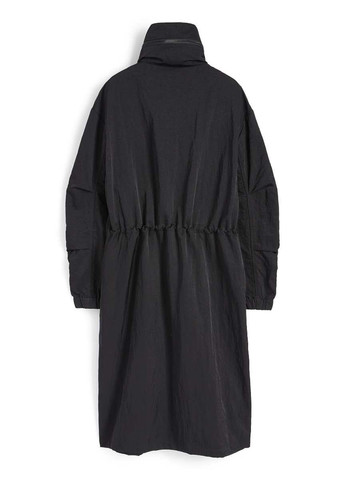 Черная демисезонная куртка C&A