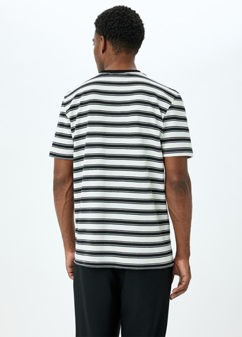 Чорно-біла футболка KOTON