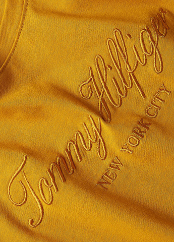 Горчичная летняя футболка Tommy Hilfiger