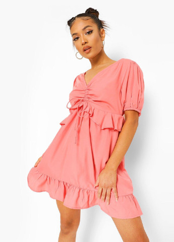 Светло-розовое кэжуал платье клеш Boohoo однотонное