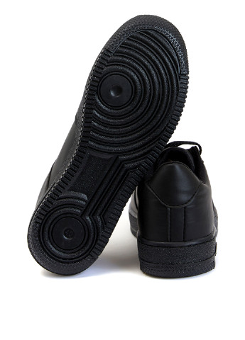 Черные демисезонные кросовки DeFacto
