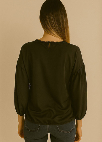 Чорна блуза Sassofono