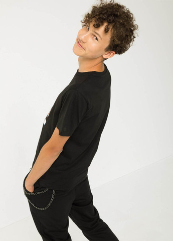 Чорна літня футболка Reporter Young