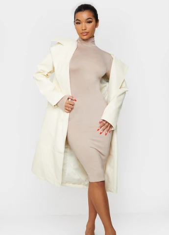 Бежева повсякденний платье PrettyLittleThing однотонна