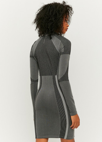Черное кэжуал платье Tally Weijl с абстрактным узором