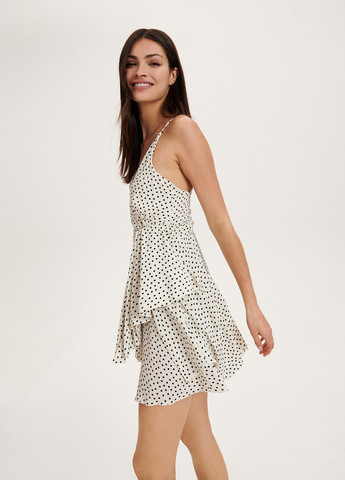 Белое кэжуал платье колокол Reserved в горошек