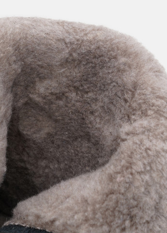 Зимние сапоги Varvara с тиснением