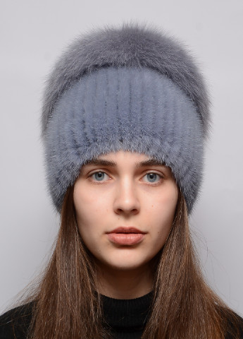 Женская зимняя шапка из вязаной норки с помпоном из песца Меховой Стиль перо (199007395)