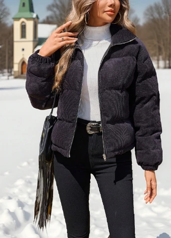 Черная зимняя куртка SHEIN