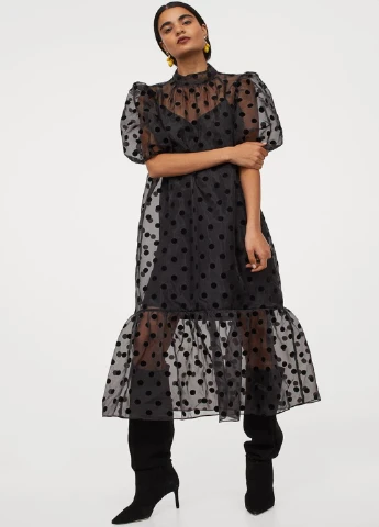 Черное платье H&M