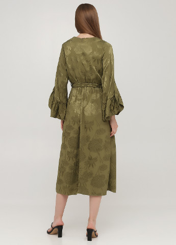 Оливковое (хаки) кэжуал платье Bebe Plus с цветочным принтом