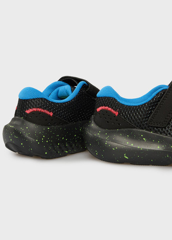 Серые демисезонные кроссовки Under Armour