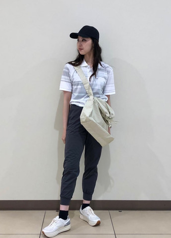 Белая футболка-поло для мужчин Uniqlo в полоску