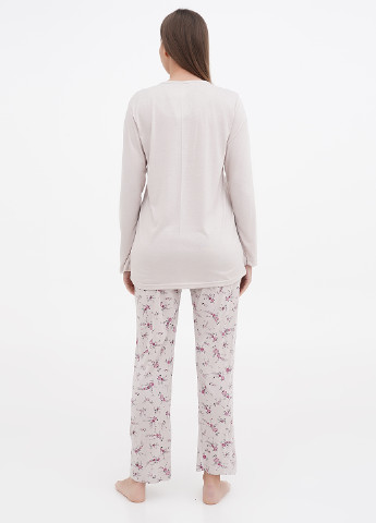 Бежевая всесезон пижама (лонгслив, брюки) лонгслив + брюки Stil Moda