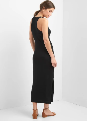 Черное кэжуал платье Gap однотонное