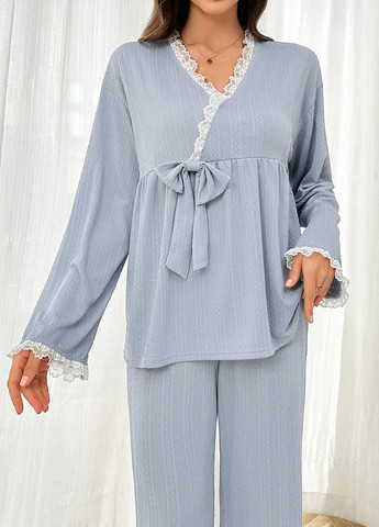 Світло-блакитна всесезон піжами (лонгслів, штани) лонгслів + брюки SHEIN