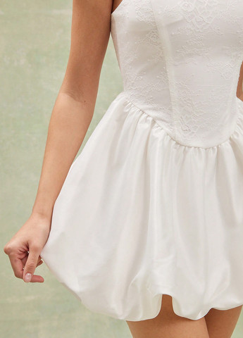 Білий коктейльна сукня бебі долл, балон SHEIN однотонна