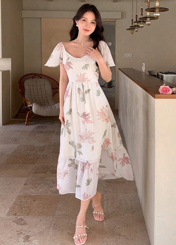 Молочное кэжуал платье клеш SHEIN с цветочным принтом
